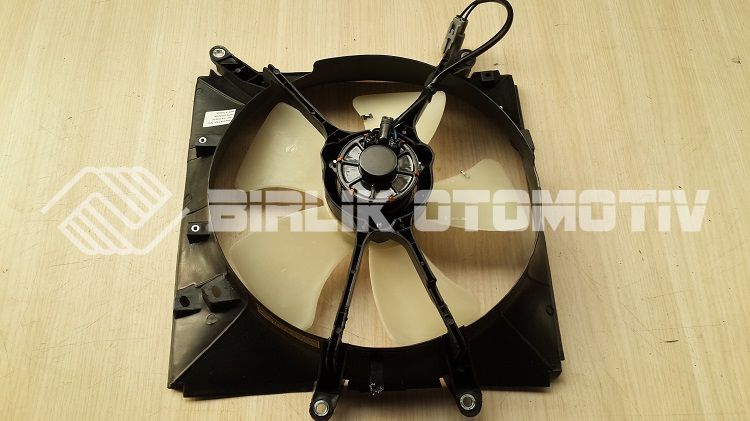 COROLLA AE101-RADYATR FAN DAVLUMBAZI KOMPLE 93-98